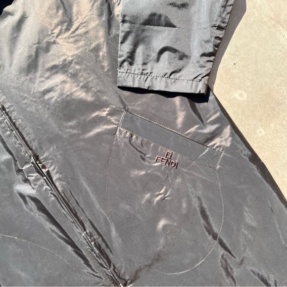 Womens vintage Fendi polyamide windbreaker jacket coat zip brown chocolate shiny - Picture 5 of 6